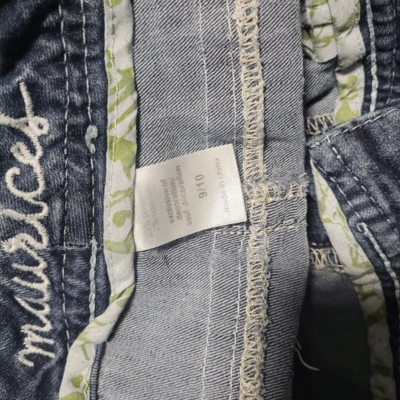 Maurices capris - Picture 3 of 3
